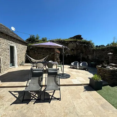 Maison De Charme Avec Terrasse Dans Le Bourg Proche Des Lacs Segur