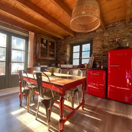 Maison De Charme Avec Terrasse Dans Le Bourg Proche Des Lacs Holiday home *