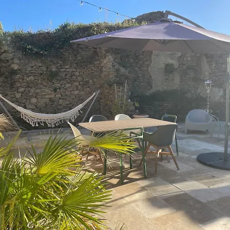 Holiday home Maison De Charme Avec Terrasse Dans Le Bourg Proche Des Lacs